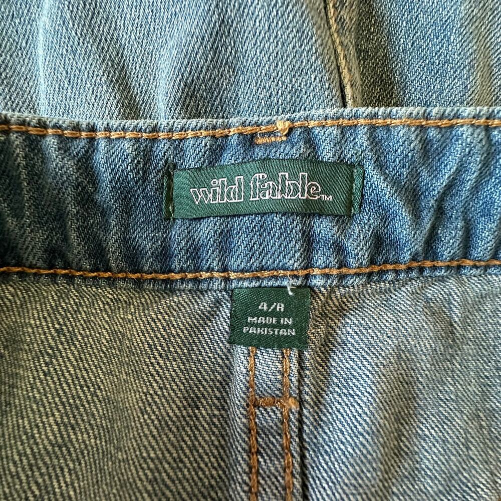 NWT 4 S Skirt Wild Fable Medium wash denim jean mini classic - Picture 4 of 4